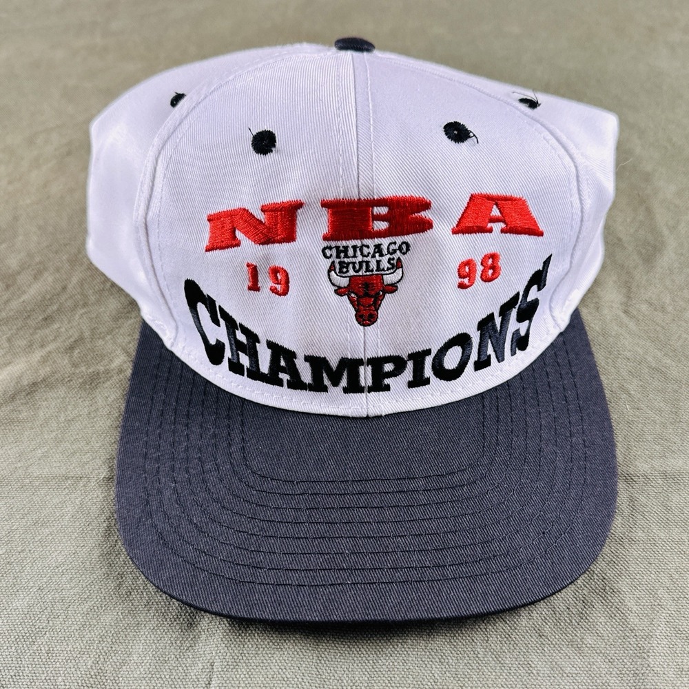 Vintage Chicago Bulls 1998 SnapBack Hat NBA Champions Drew Pearson NWT